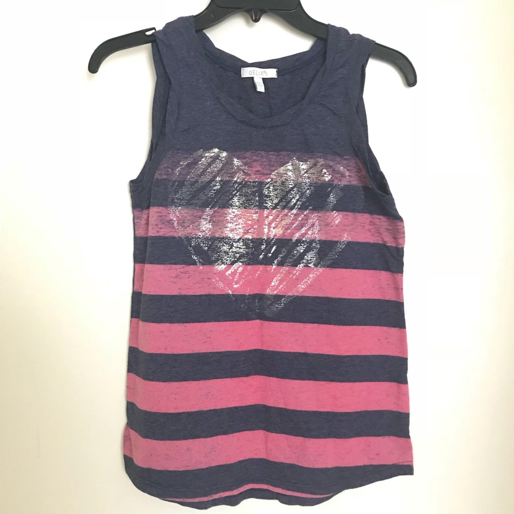3/$15💗Blue&pink stripe tank with silver heart
